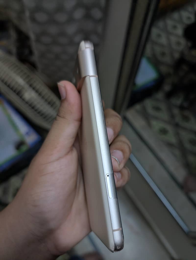 Google Pixel 8 3