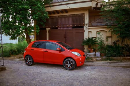 Vitz 2008 - Full Option - (Read full ad)