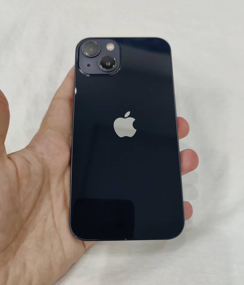 Apple iPhone 13 1