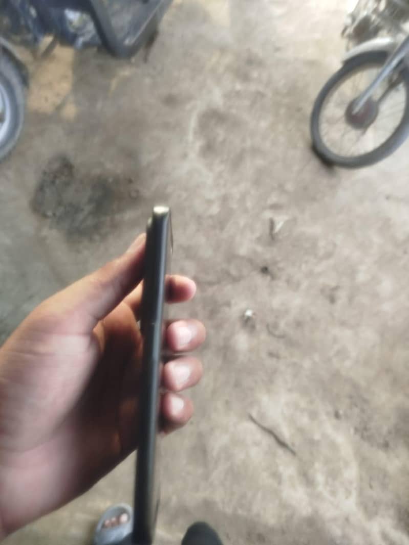 Tecno CAMON 50 pro 6