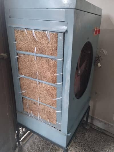 Lahori Cooler with stand