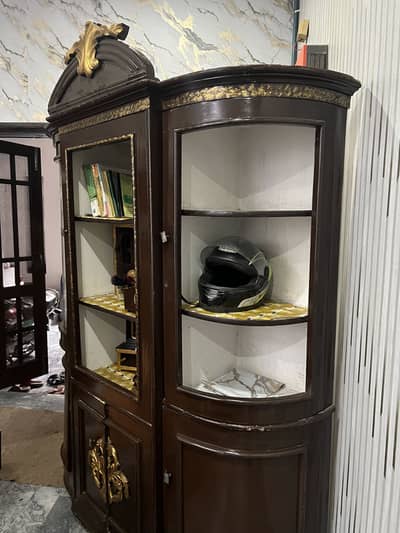 Wooden Showcase / Display Cabinet – Excellent Condition – Rs. 12,000