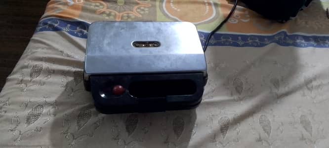 Sandwich maker