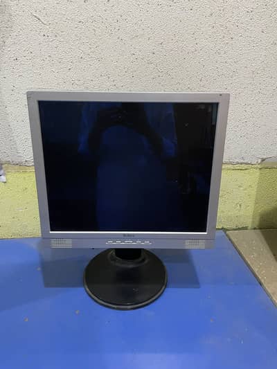 LCD/LED Monitors for Sale – Dell, HP, Fujitsu, Belinea & More