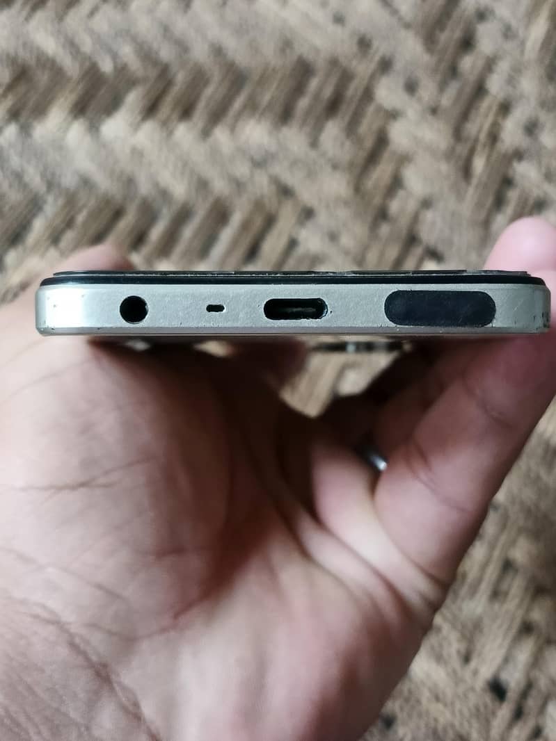 OPPO A38 1