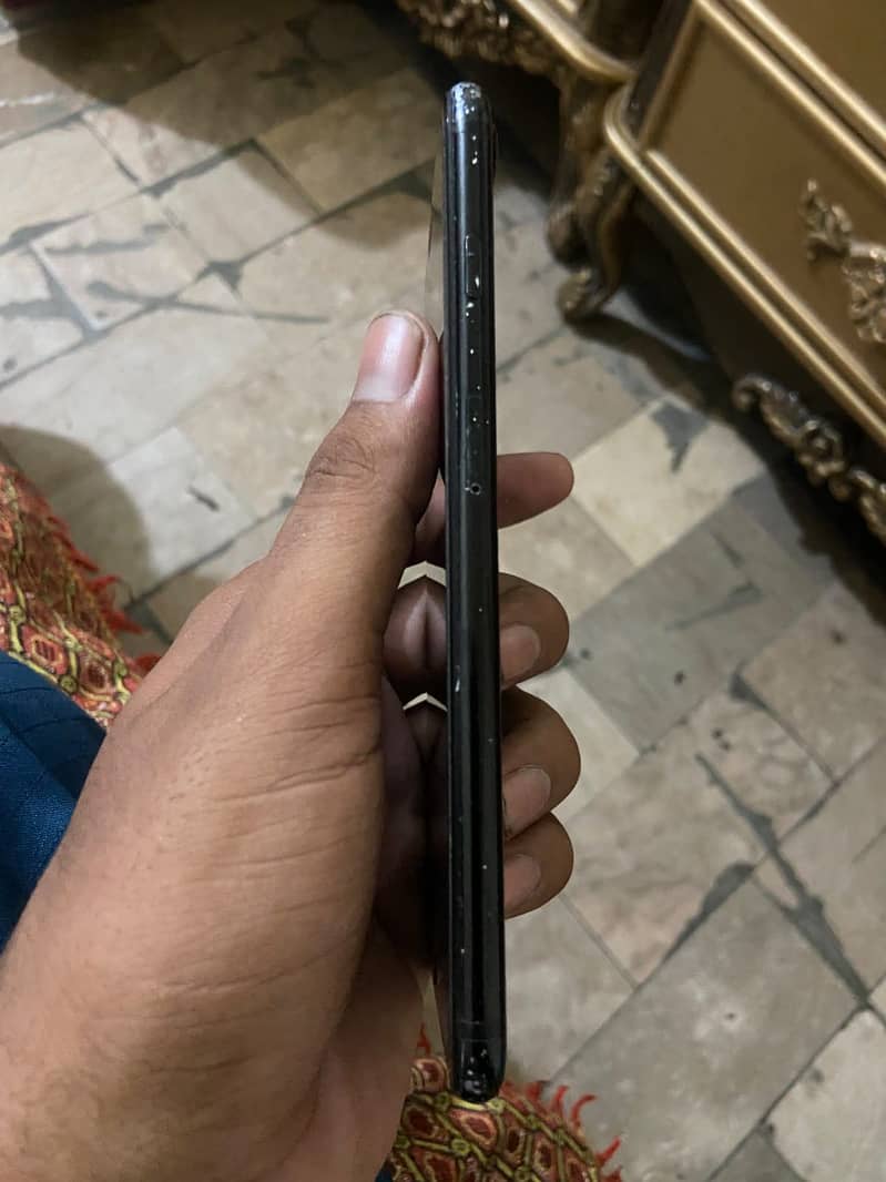 Apple iPhone 7 Plus 3