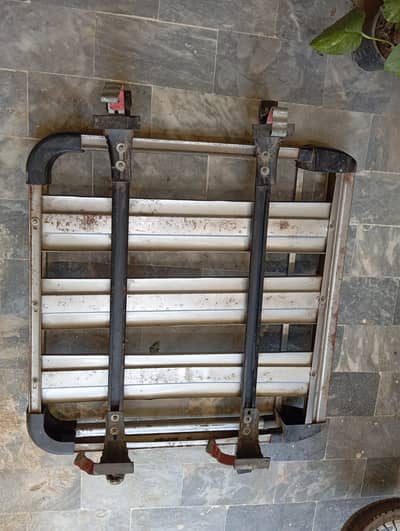 ROOF RACK OF MEHRAN