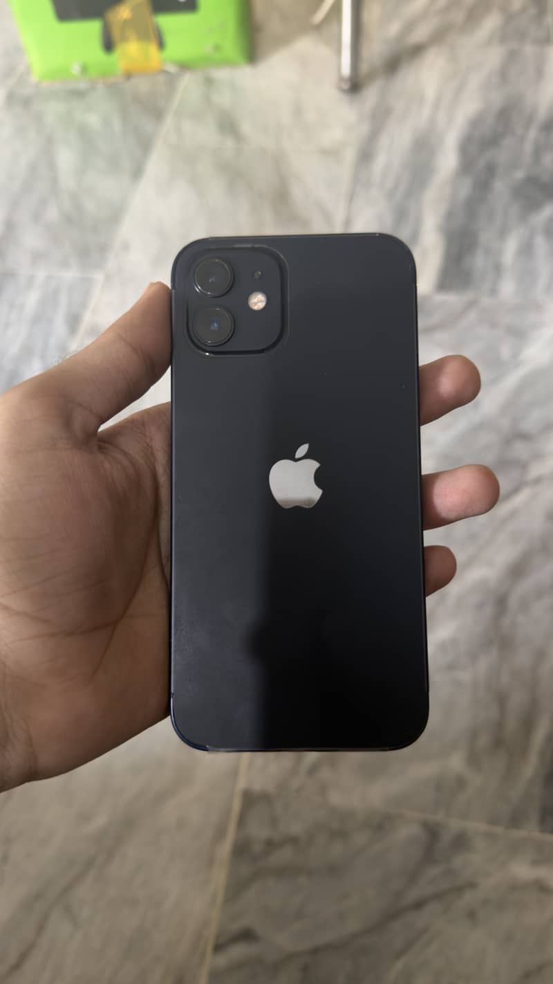 Apple iPhone 12 0