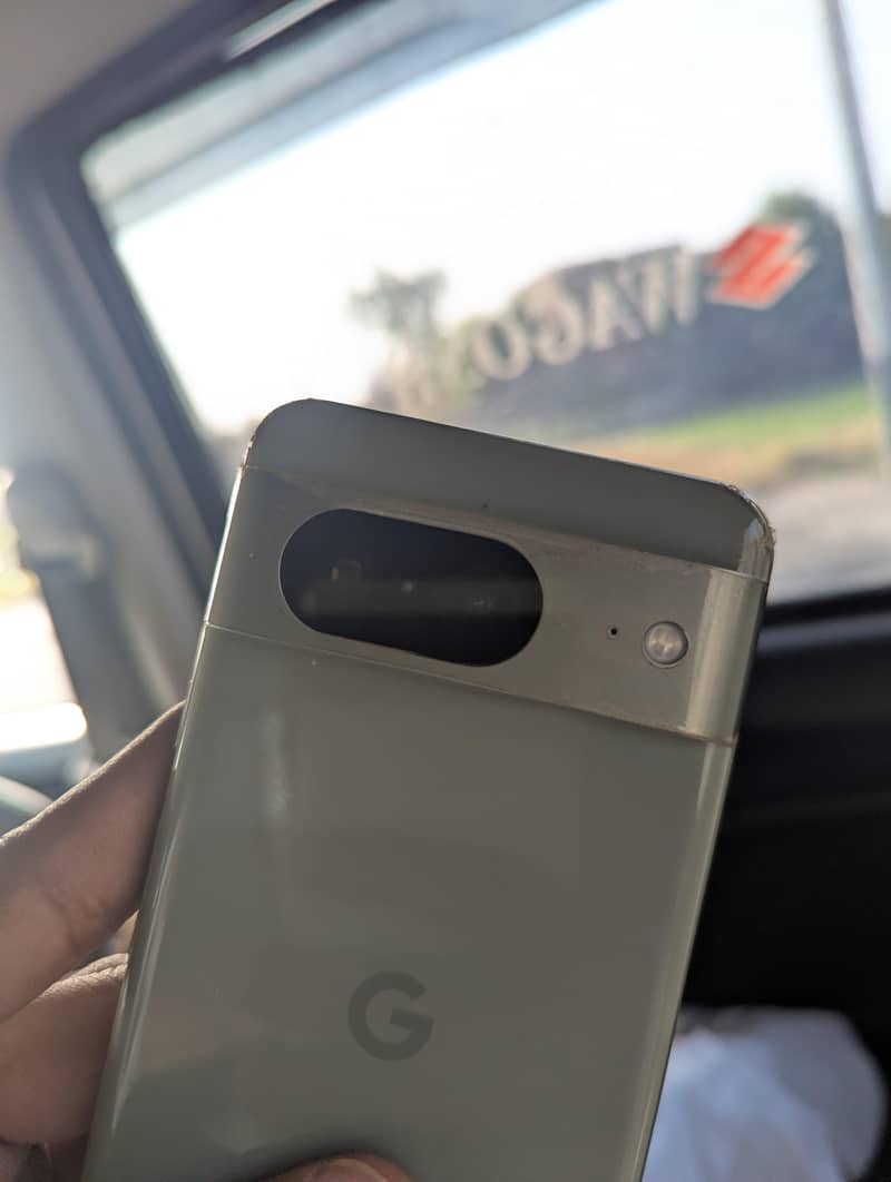 Google Pixel 8 5