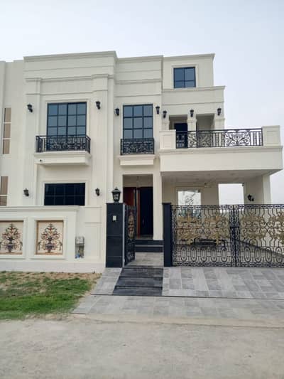 10 Marla Modern Lavish House For Sale In DHA Gujranwala