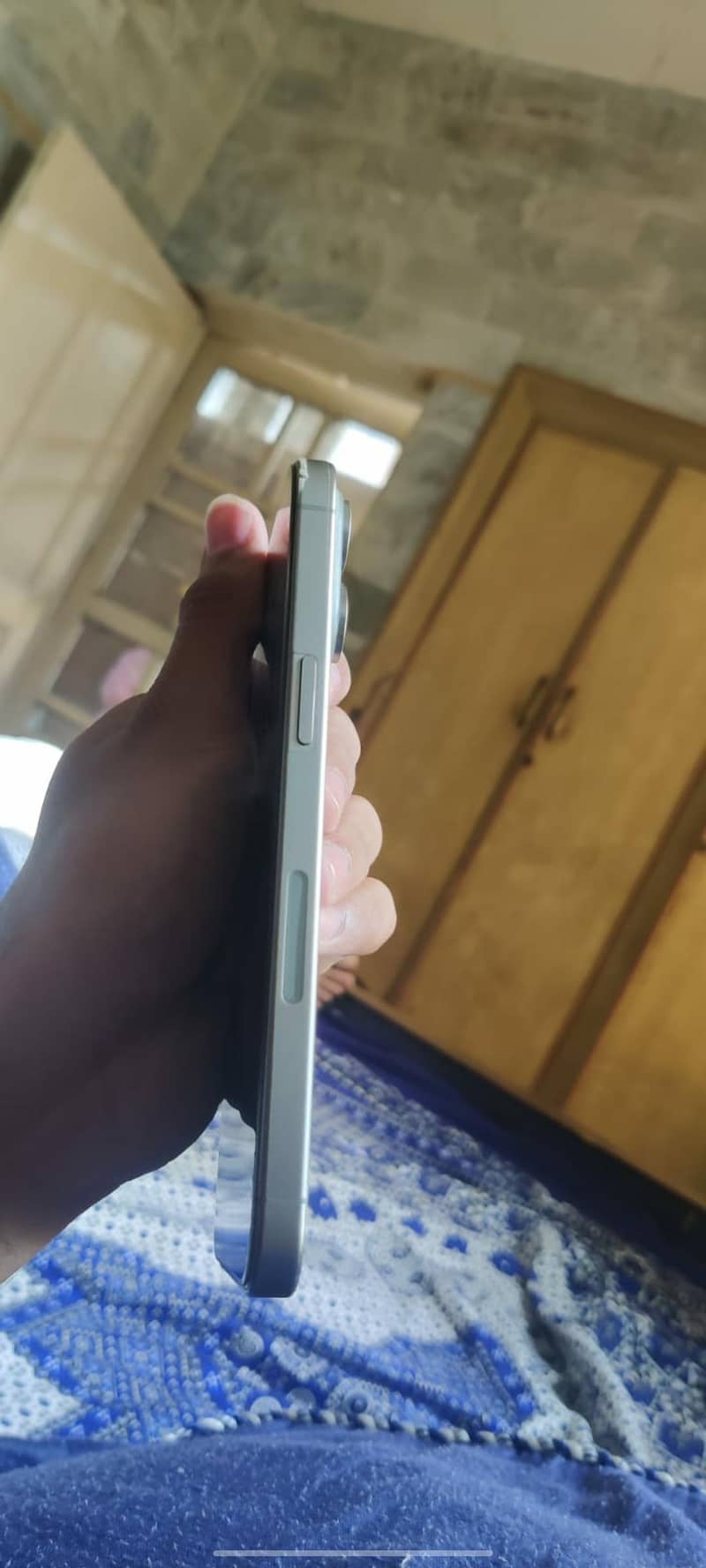Apple iPhone 15 Pro Max 2