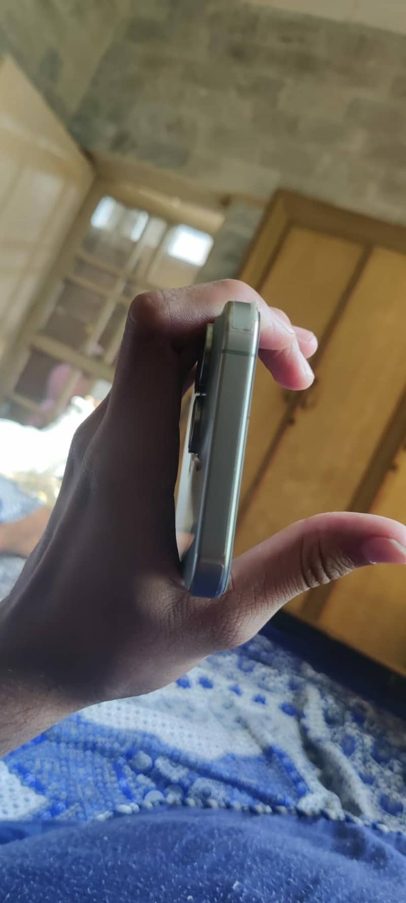 Apple iPhone 15 Pro Max 3