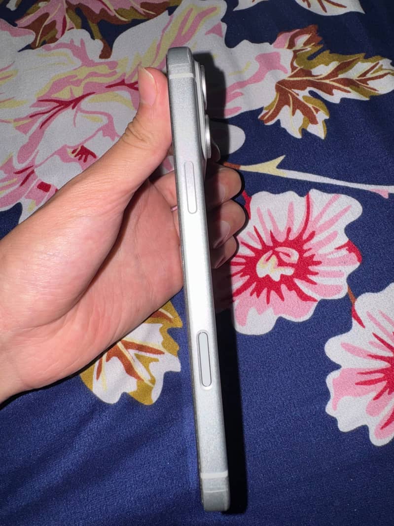 Apple iPhone 17 Pro Max 1