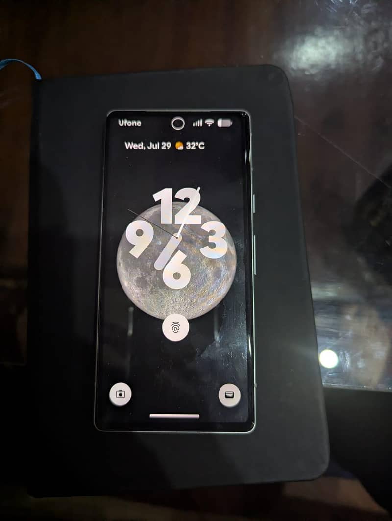 Google Pixel 7a 2
