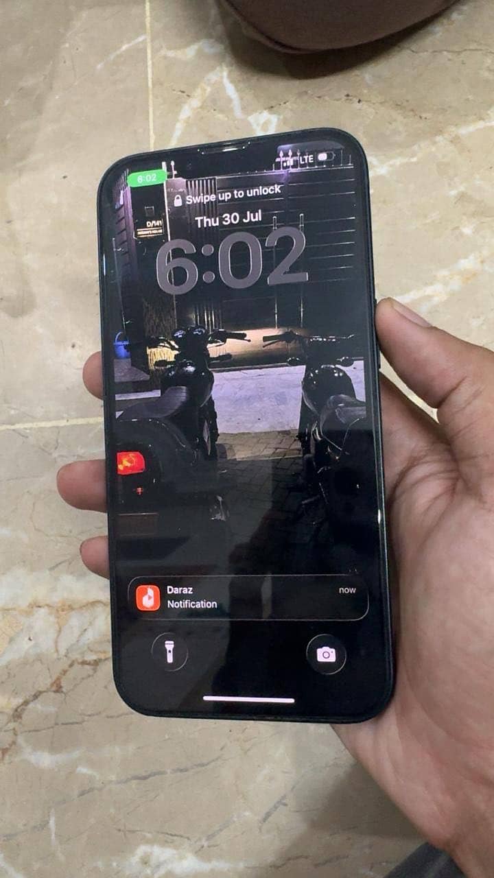 Apple iPhone 13 3
