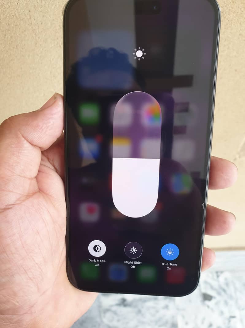 iPhone 15 Pro Max 3