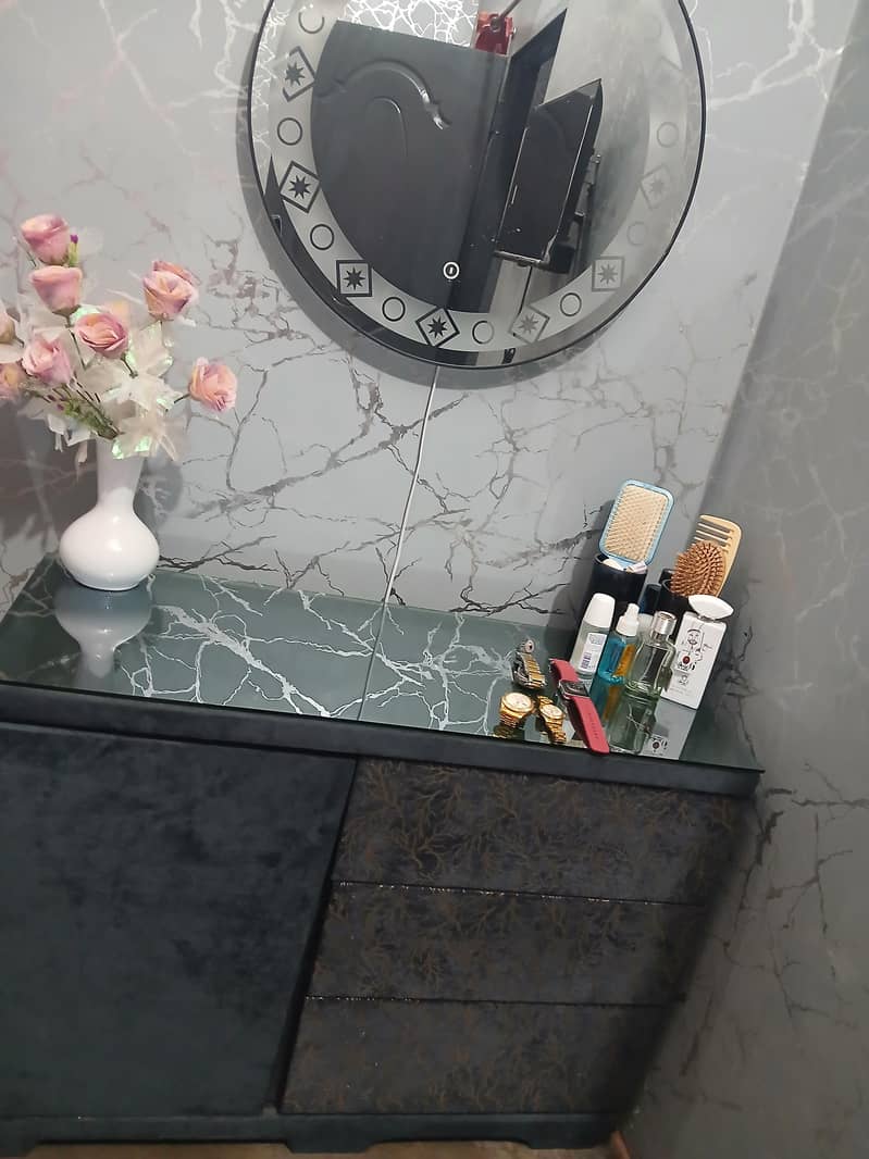 Dressing Table  without mirror 0