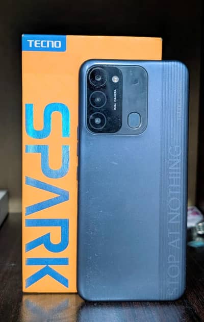 Tecno Spark 8C