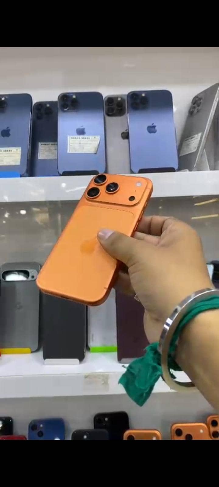 Apple iPhone 17 Pro 1