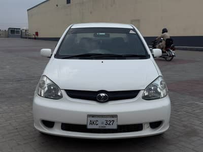 Toyota Platz 2003 F 1.0