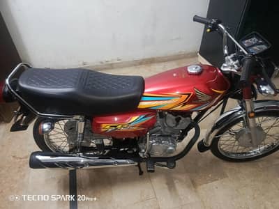 honda 125 10/10 condition full orginal