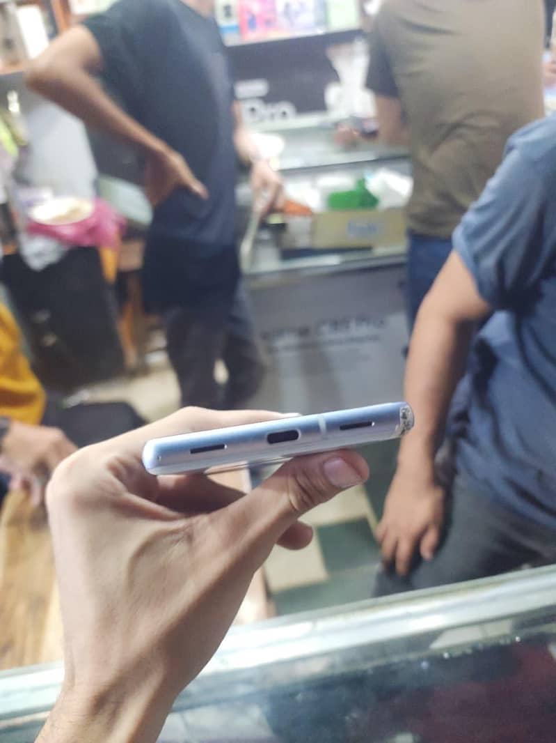 Google Pixel 7a 2