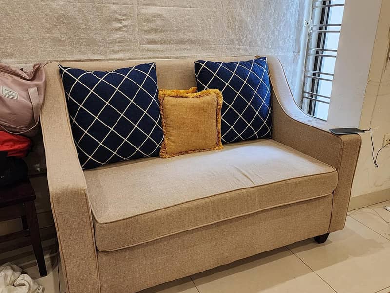 sofas and tables 2