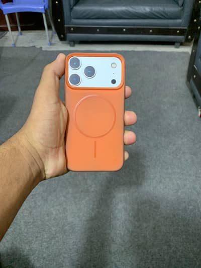 Apple iPhone XR convert 17 pro max