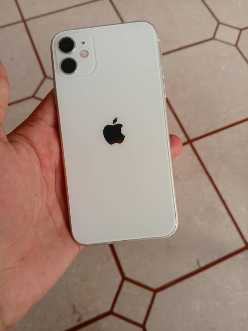 Apple iPhone 11 0