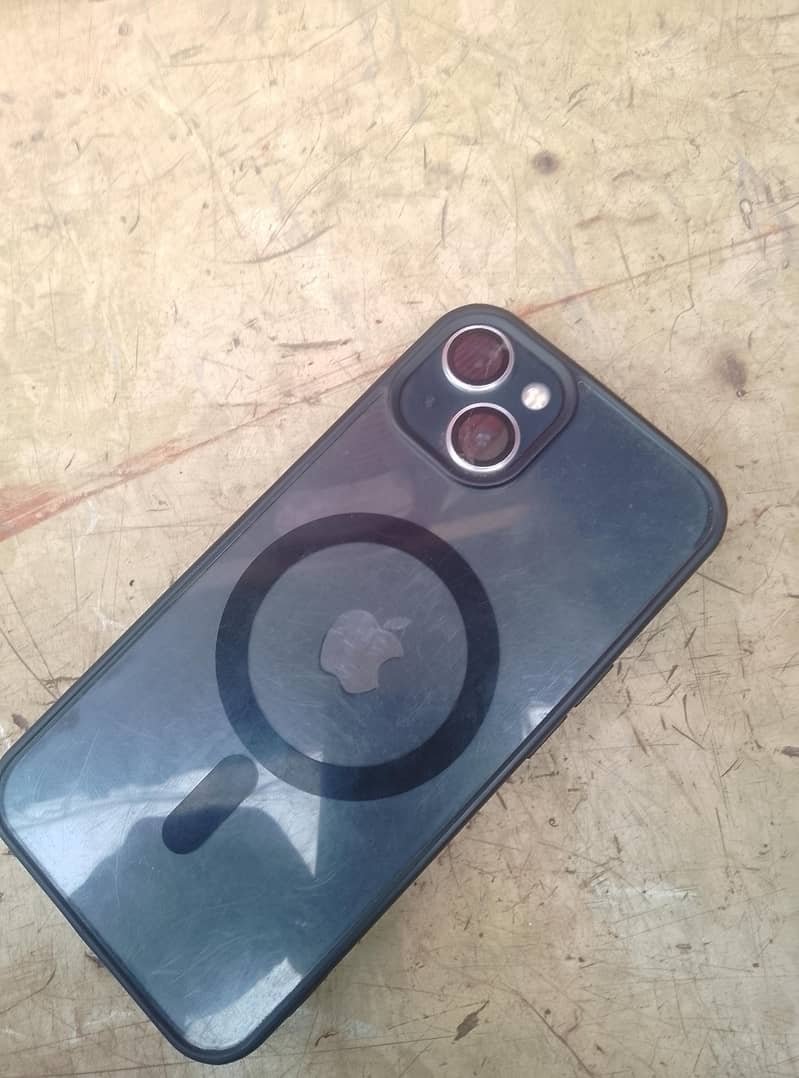 Apple iPhone 13 1