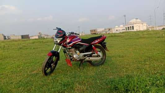 Honda cb125f