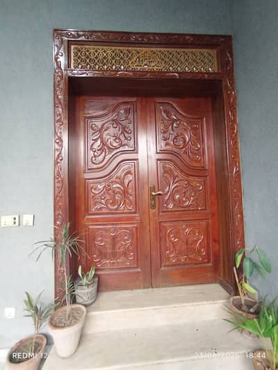 10 Marla Double Storey With 10 KVA Solar Panel House On 65 Feet Road N Block Sabzazar