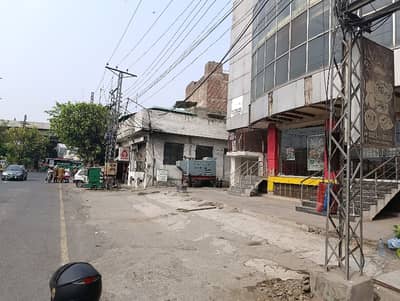 10 Marla Ground Floor of Corner Plaza Near Akbari Store Lake Road Jain Mander Old Anarkali