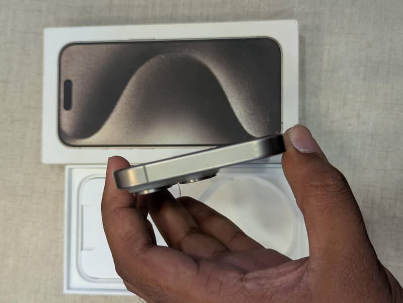 iphone 15 Pro Factory Unlock 4