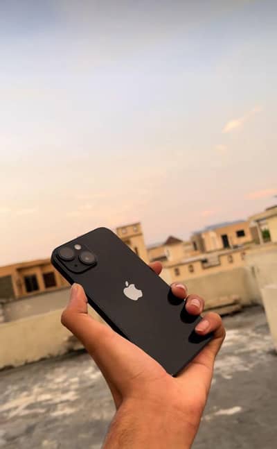 Apple iPhone 14