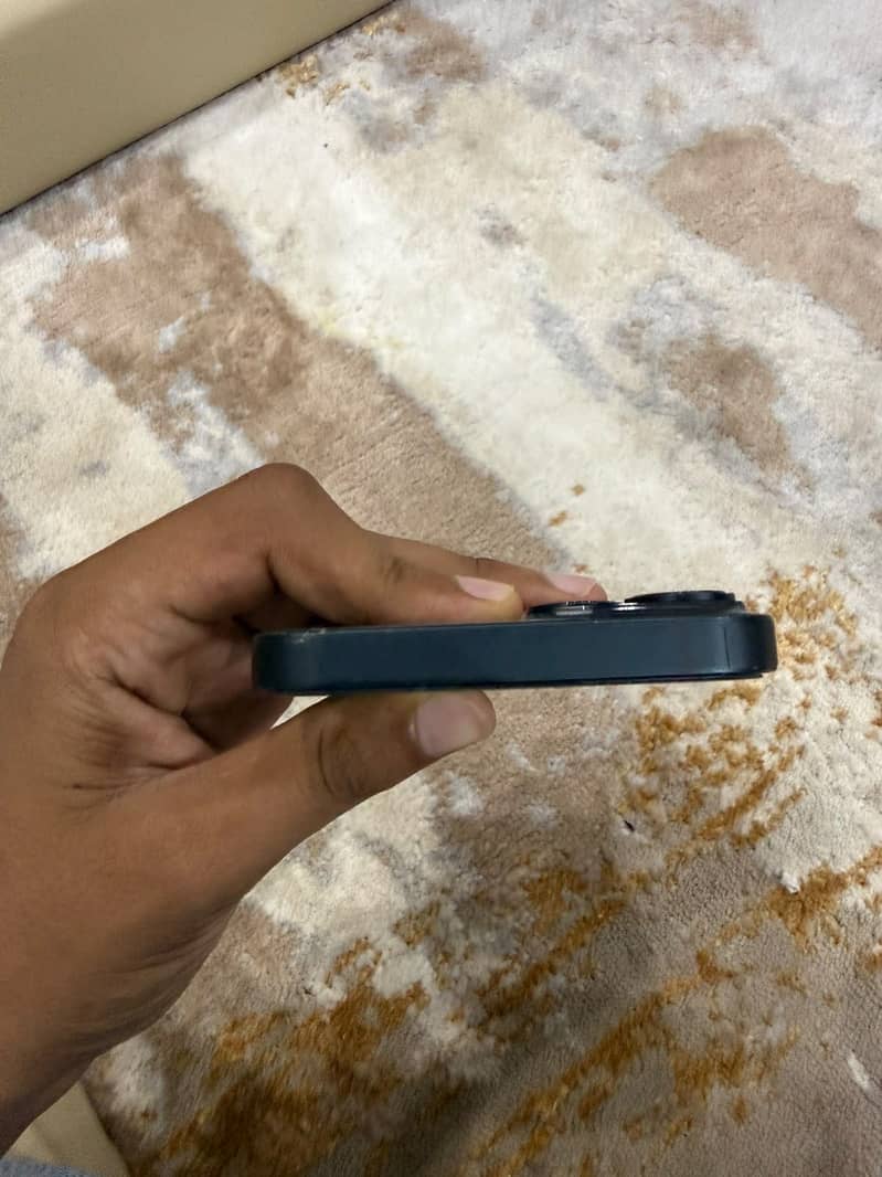 Apple iPhone 14 1