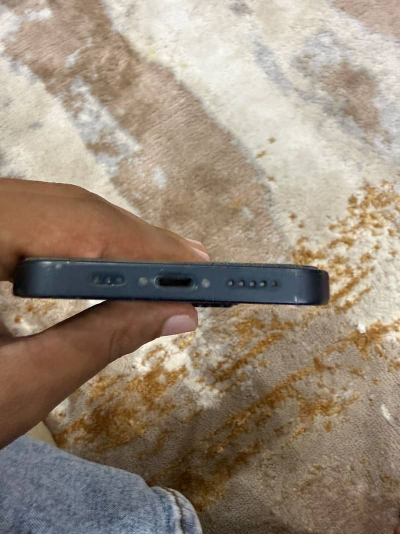 Apple iPhone 14 5