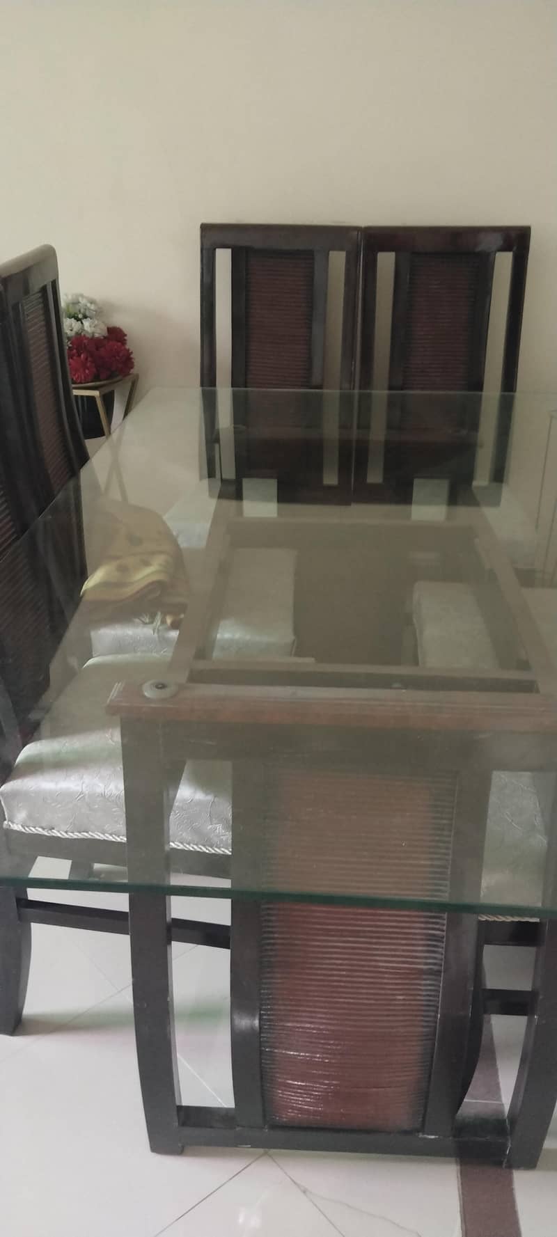 dinning table 0