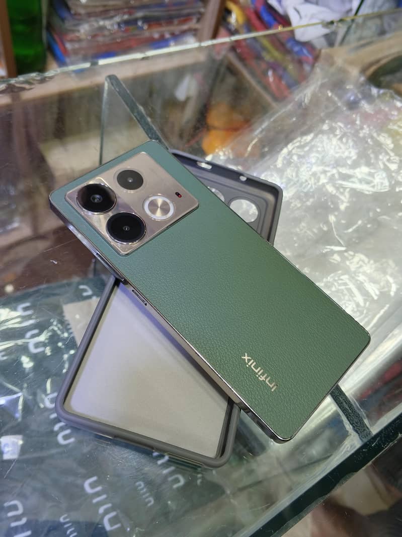 Infinix Note 40 0