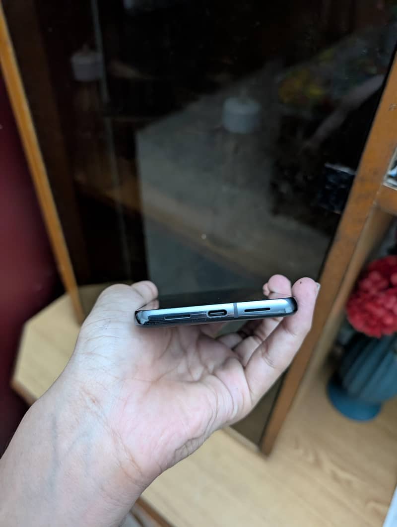 Google Pixel 8 Pro 5