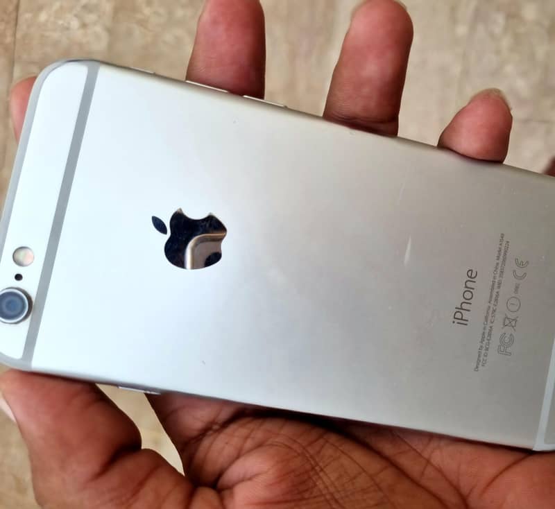 Apple iPhone 6 2