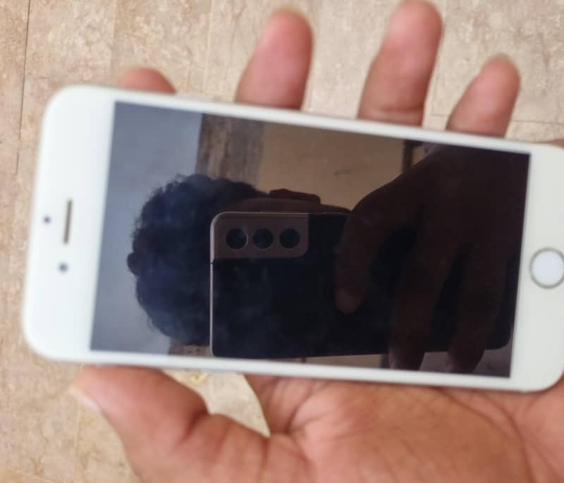Apple iPhone 6 3