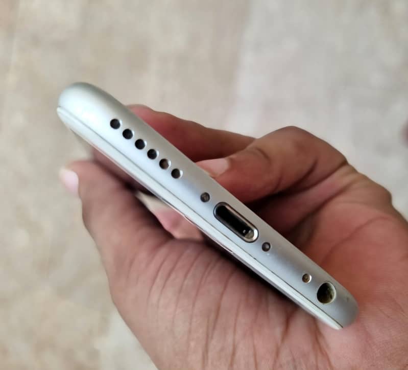 Apple iPhone 6 5