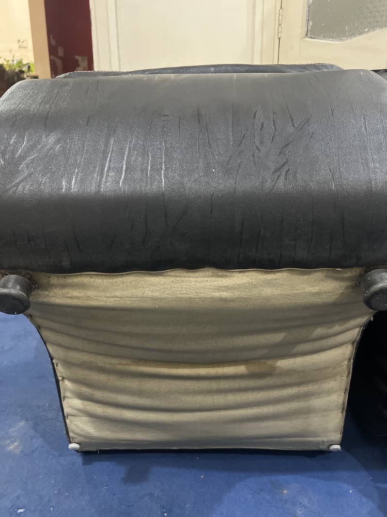 Two 1 seater sofas 2