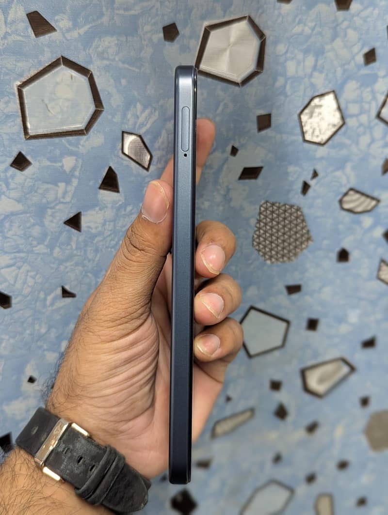OPPO A6 4