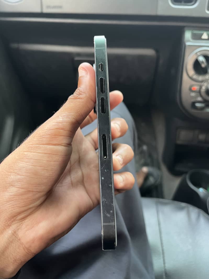 Apple iPhone 14 Pro 8