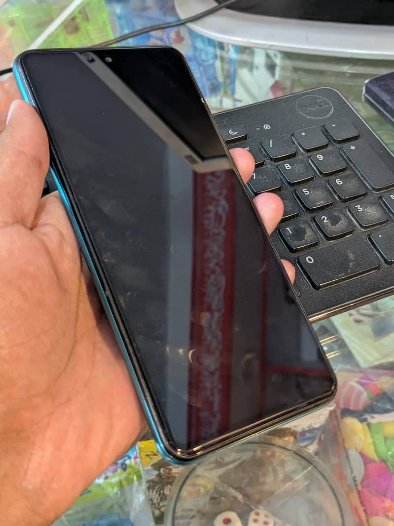 Xiaomi Redmi Note 9 Pro 4