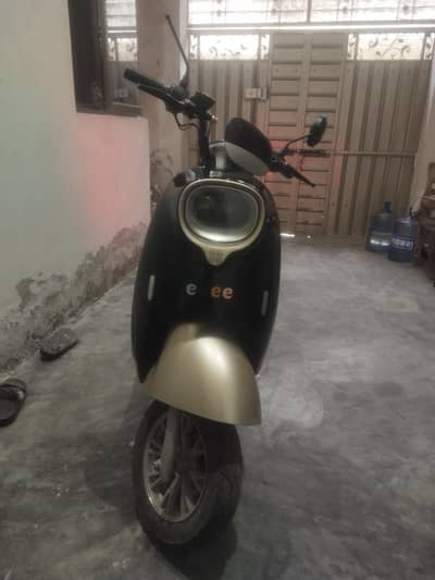 2024 Model Nisa Electric Scooty