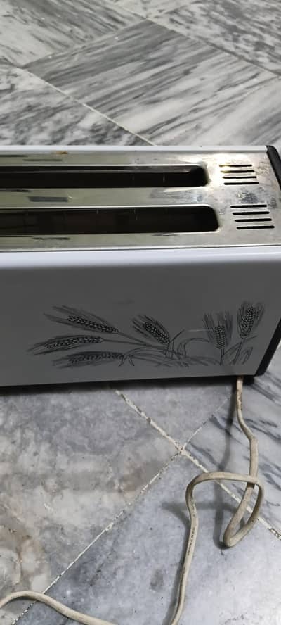 4 slice automatic toaster