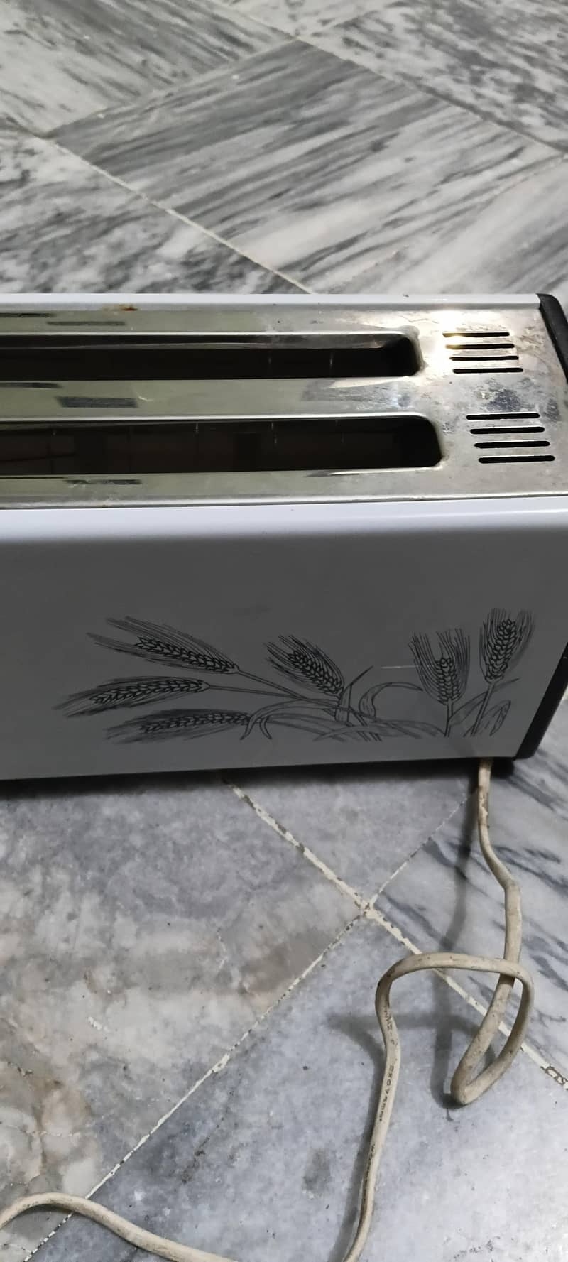 4 slice automatic toaster 0